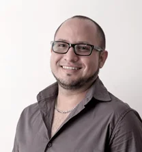 Óscar Leonardo Cruz Alvarado (Calú Cruz)